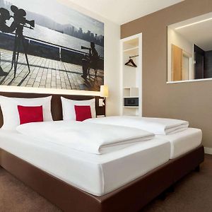 Comfort Plus Zimmer mit Kingsize-Bett